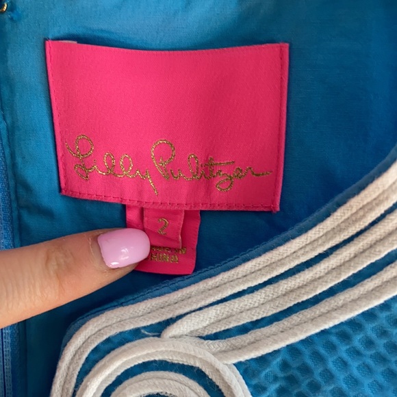 Like new Lilly Pulitzer dress - Picture 3 of 7